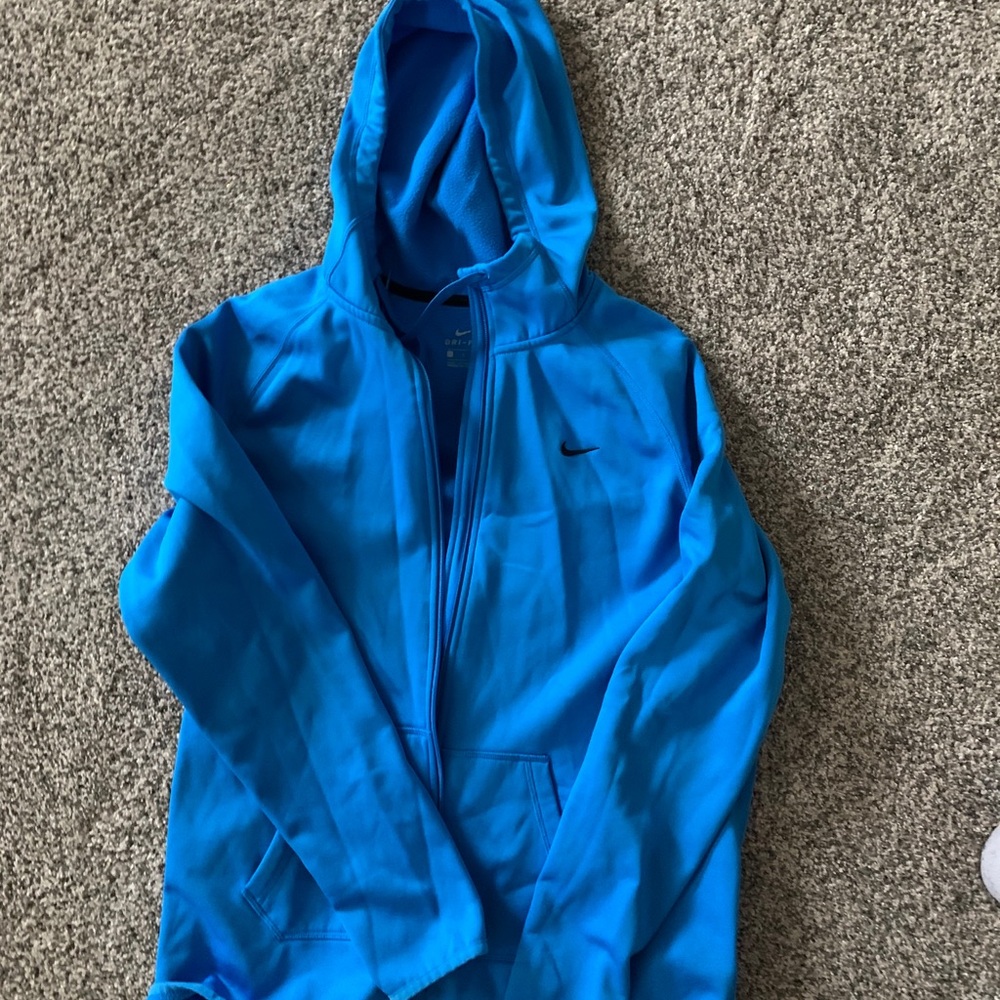 nike dri fit sweatshirt